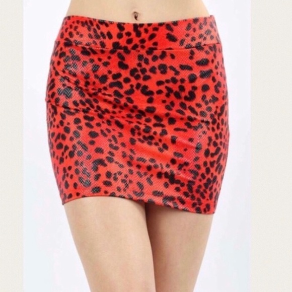 Red Snakeskin Leopard Print Body-con Mini Skirt